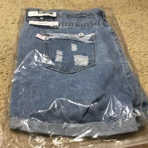 Jean shorts XL Brand New